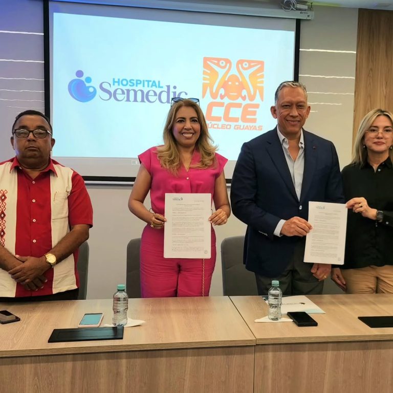 ✨ La Casa de la Cultura Ecuatoriana Núcleo del Guayas y SEMEDIC – Servicios Médicos firmaron un convenio histórico en beneficio de nuestros artistas y miembros institucionales